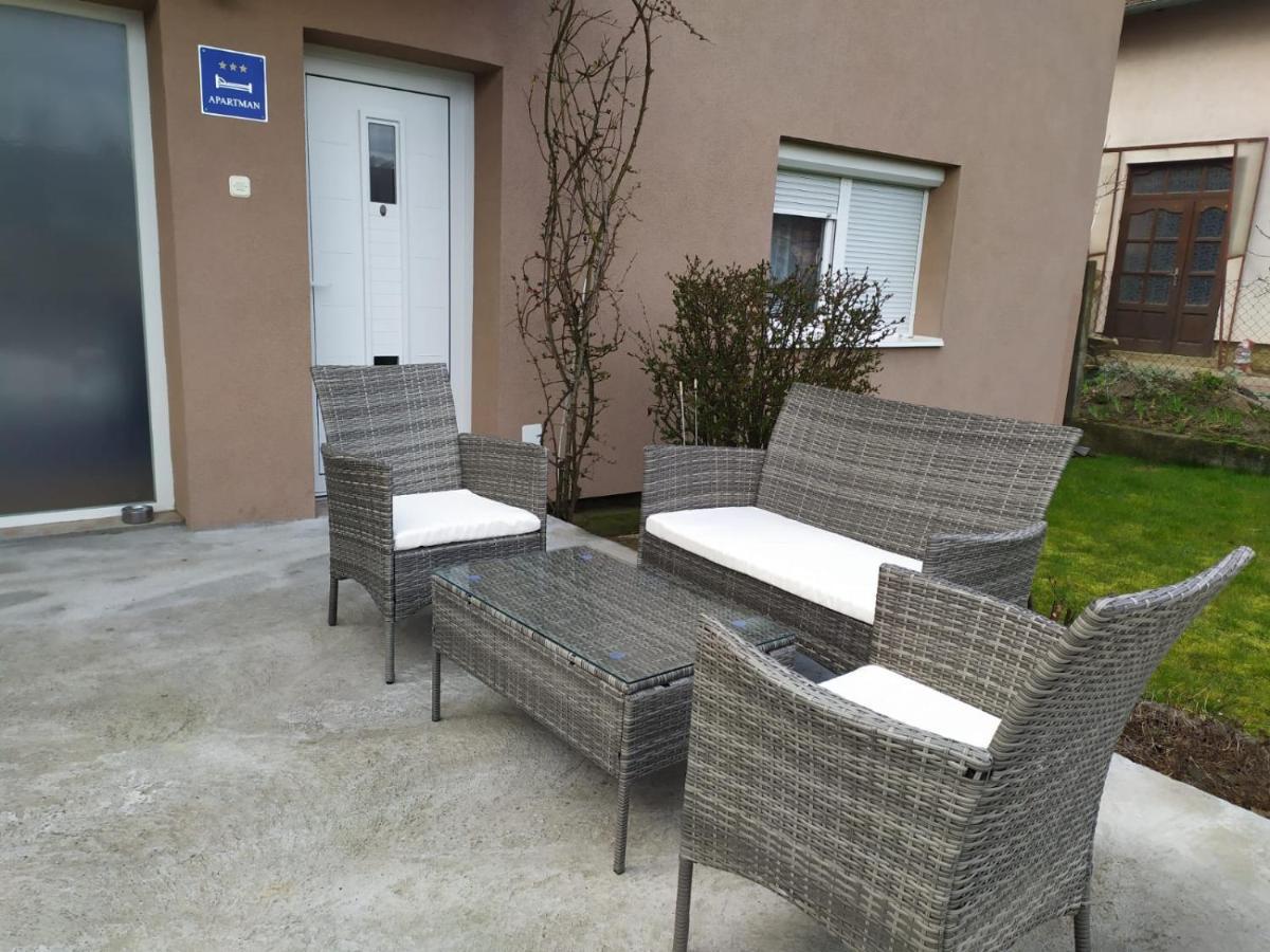Apartman HD Ðakovo Bagian luar foto